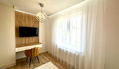 Rent Single studio, Single studio, Martinčekova, Bratislava - Ružinov,