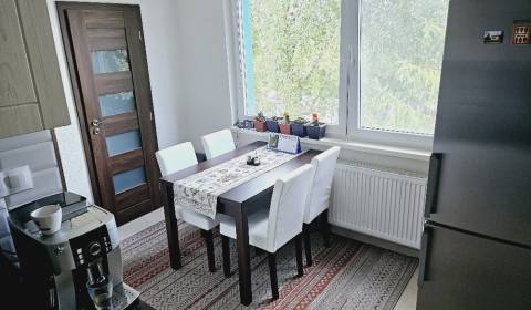 Sale Two bedroom apartment, Two bedroom apartment, Bánovce nad Bebravo