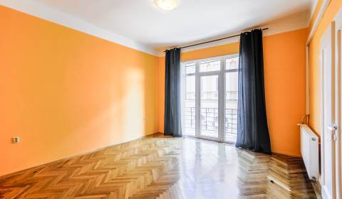 Rent Three bedroom apartment, Three bedroom apartment, Komárňanská, No