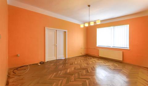 Rent Three bedroom apartment, Three bedroom apartment, Komárňanská, No