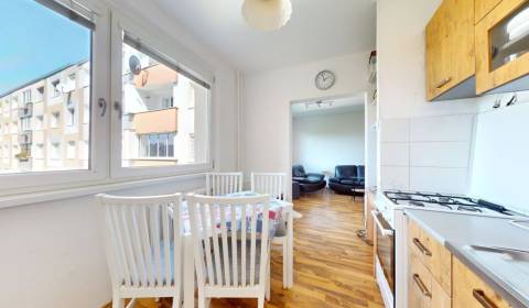 Sale Three bedroom apartment, Three bedroom apartment, Hronská, Bratis