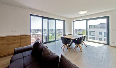 Spacious 3bdr apt 108 m2, with terrace and 2x parking, GRAND KOLIBA