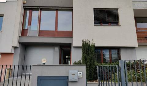 Rent Family house, Family house, Hummelova, Bratislava - Staré Mesto, 