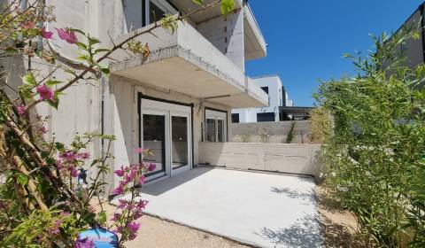 CROATIA - Two-story apartments - MANDRE, Pag island