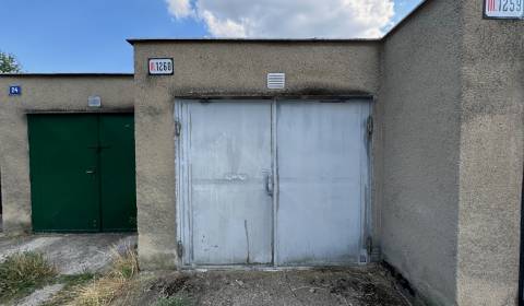 Sale Garage, Garage, Pred poľom, Trenčín, Slovakia