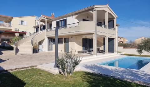 CROATIA - Beautiful family house with pool - VODICE