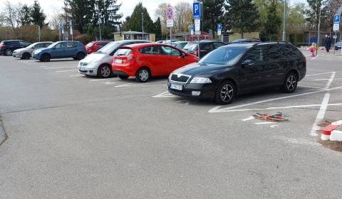 Sale Garage, Garage, Závodná, Bratislava - Podunajské Biskupice, Slova