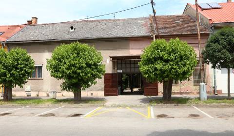 Sale Building, Building, Komárno, Slovakia