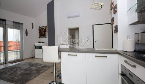 Sale Holiday apartment, Holiday apartment, Vodice, Croatia