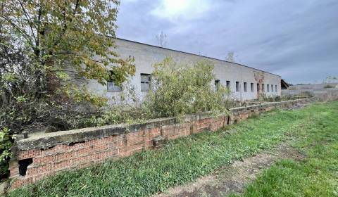 Sale Storehouses and Workshops, Storehouses and Workshops, neuvedená, 