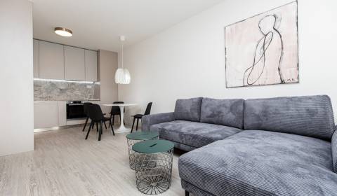 RESERVED METROPOLITAN │EXCLUSIVE Apartment for rent in Bratislava