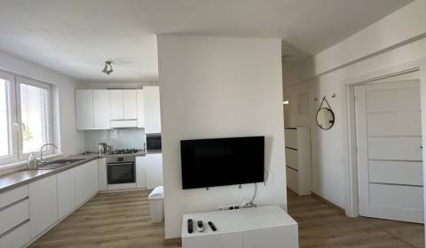 Rent Two bedroom apartment, Two bedroom apartment, Matúsa Csáka, Komár