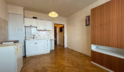 Sale Single studio, Single studio, Levice, Slovakia