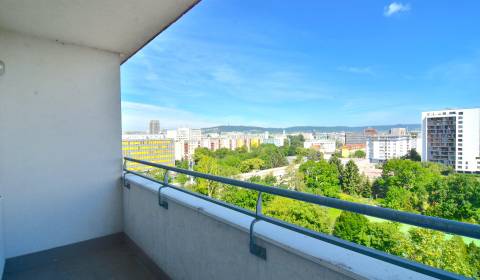 Sale Three bedroom apartment, Three bedroom apartment, Mierová, Bratis