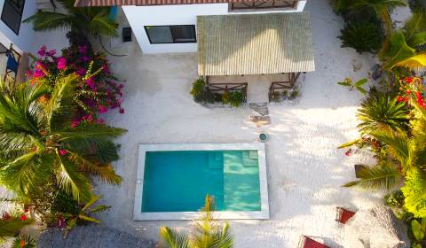 Charming Beach Villa in Bwejuu