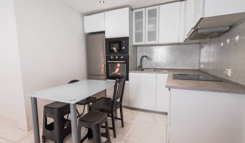 Rent Family house, Family house, Roľnícka, Bratislava - Vajnory, Slova