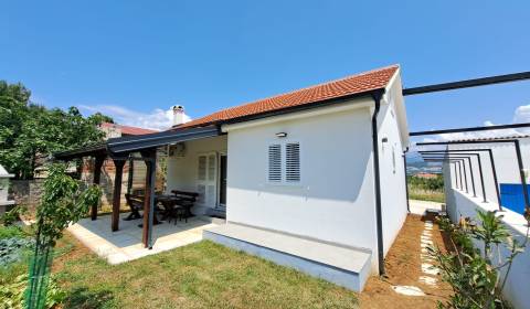 CROATIA - Furnished 3-room house - NOVIGRAD, ZADAR