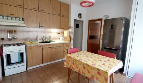 Rent Two bedroom apartment, Two bedroom apartment, Bystrého, Bratislav