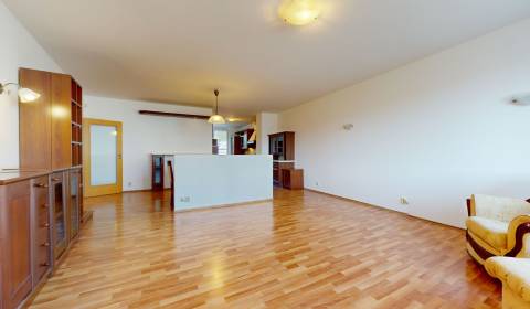 Sale Three bedroom apartment, Three bedroom apartment, Františkánske n