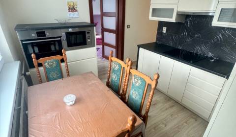 Sale Three bedroom apartment, Three bedroom apartment, SNP, Považská B