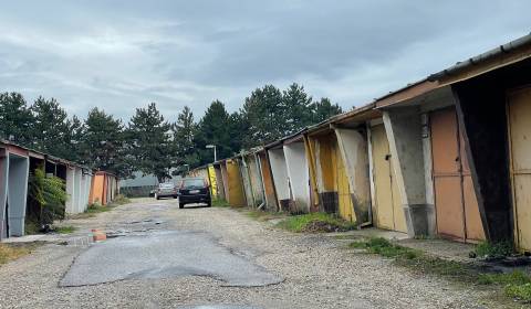 Sale Garage, Garage, Parková, Galanta, Slovakia