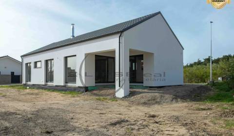 Sale Family house, Family house, V Sauloch, Malacky, Slovakia