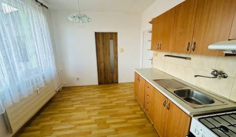 Sale Two bedroom apartment, Two bedroom apartment, Kasárenská, Nové Zá