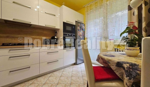 Sale Two bedroom apartment, Two bedroom apartment, Južná, Levice, Slov