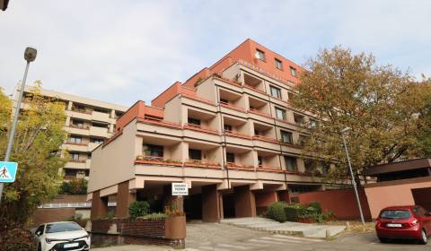 Rent Two bedroom apartment, Two bedroom apartment, Gajova, Bratislava 