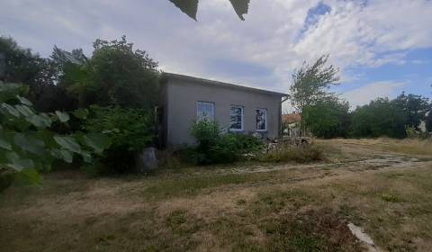 Sale Building, Building, Kalinčiakovo, Levice, Slovakia