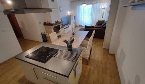 Sale Two bedroom apartment, Two bedroom apartment, Banská Bystrica, Sl