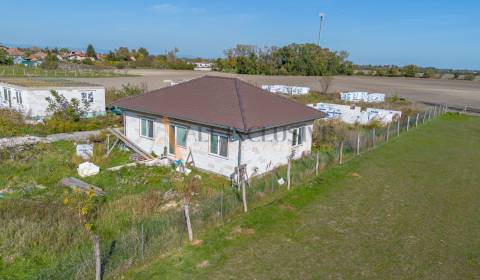 Rent Family house, Family house, Dunajská Streda, Slovakia