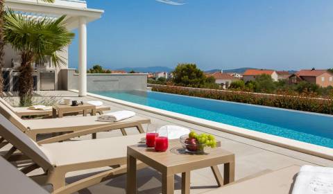 Sale Villa, Villa, Vodice, Croatia