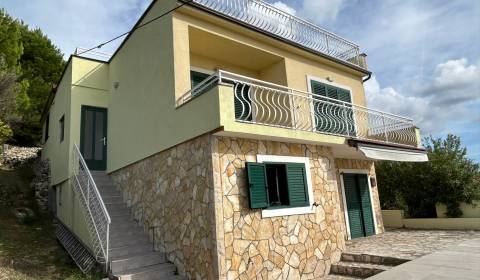 CROATIA - Family house on the Island of PRVIC, Vodice