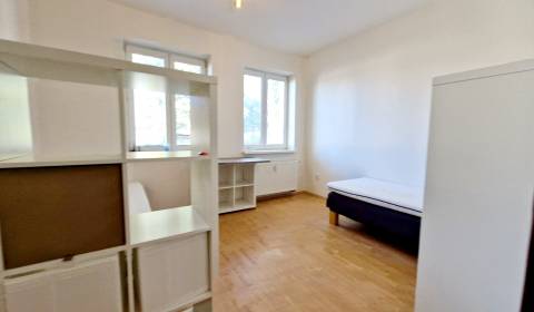 Rent Studio, Studio, Železničná, Senica, Slovakia