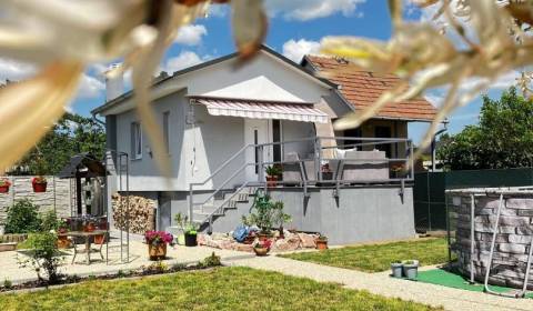 Sale Cottage, Cottage, Komárno, Komárno, Slovakia