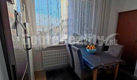 Sale Two bedroom apartment, Two bedroom apartment, Nábrežná, Nové Zámk