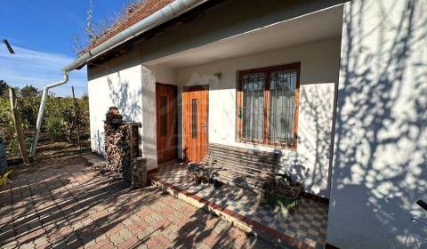 Sale Cottage, Cottage, Nové Zámky, Slovakia