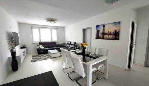 Rent Three bedroom apartment, Three bedroom apartment, Znievska, Brati