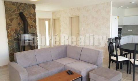 Rent Three bedroom apartment, Three bedroom apartment, Banská Bystrica