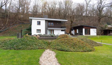 Pleasant 4-room villa just a short distance from the forest