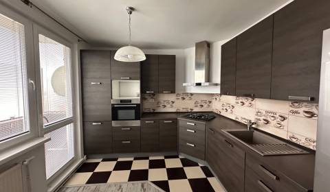 Sale Three bedroom apartment, Three bedroom apartment, Galanta, Slovak