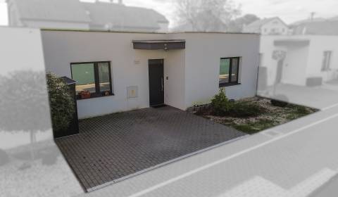 Sale Two bedroom apartment, Two bedroom apartment, Hanzlíkovská, Trenč