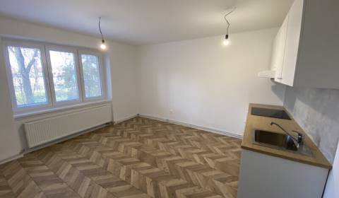 Sale Two bedroom apartment, Two bedroom apartment, Zelenečská, Trnava,