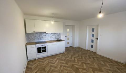 Sale Two bedroom apartment, Two bedroom apartment, Zelenečská, Trnava,