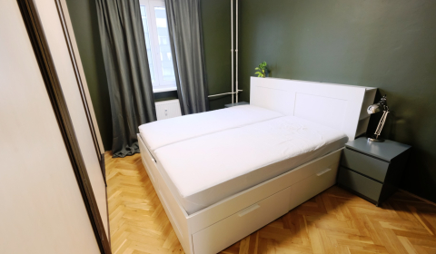 Rent Two bedroom apartment, Two bedroom apartment, Sadmelijská, Bratis