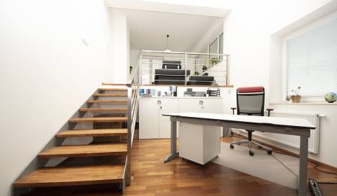 METROPOLITAN │Office premises with a terrace in Bratislava