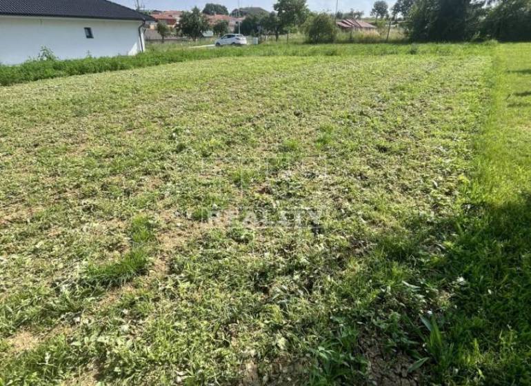 Beladice Land – for living Sale reality Zlaté Moravce