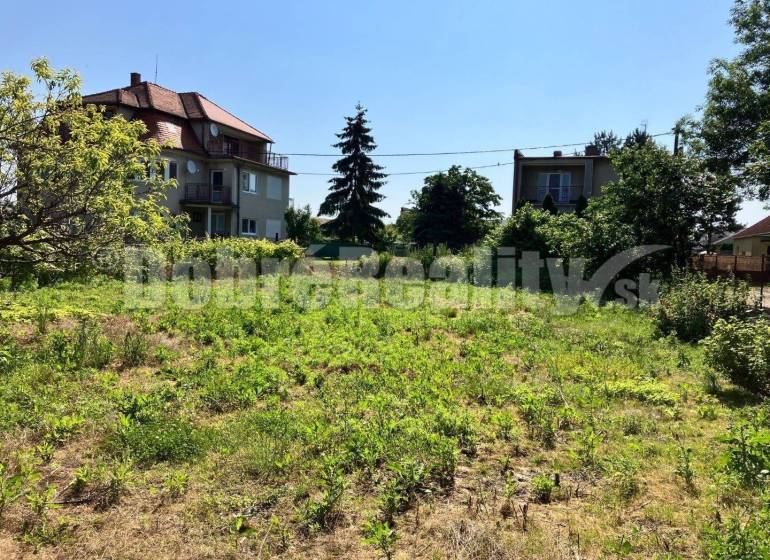 Bánov Land – for living Sale reality Nové Zámky