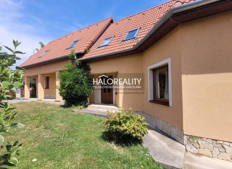 Jedľové Kostoľany Cottage Sale reality Zlaté Moravce